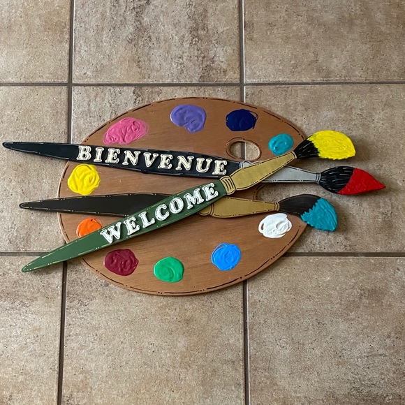 Handmade Unique “Welcome/Bienvenue” Sign 25”x14” - Picture 1 of 9